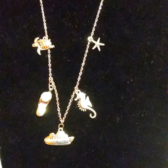 Cruise ship charm necklace. With turtle.seahorse. starfish flip flop and cruise. - Picture 1 of 4